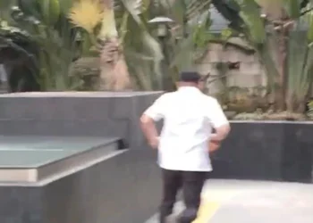 Saksi Kasus Suap Bea Cukai Kabur Hindari Wartawan Usai Diperiksa KPK