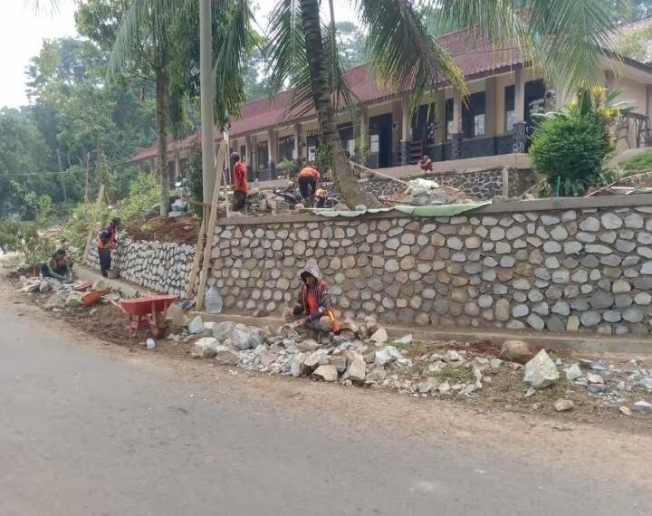 Pihak Pelaksana Klarifikasi Pemberitaan Proyek TPT di Darangdan